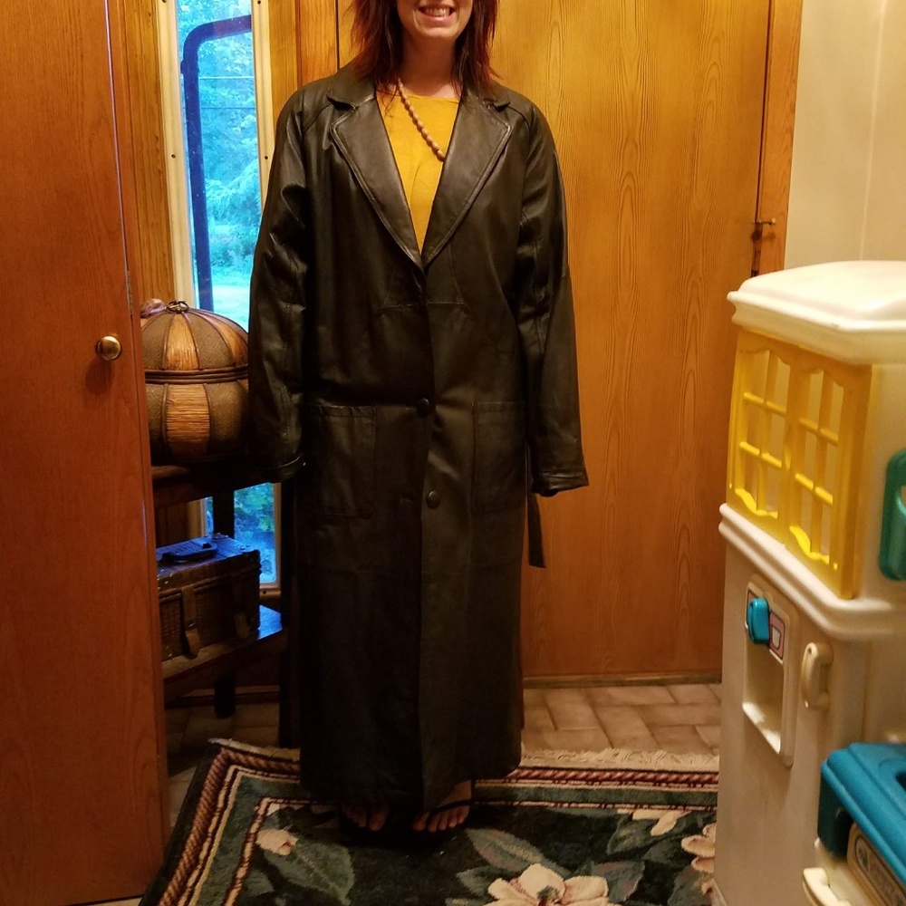 Liz Baker Essentials Long Leather Jacket. Size M.